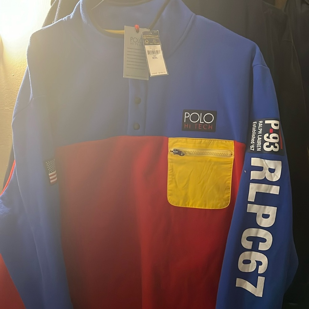 Polo hi tech multi color